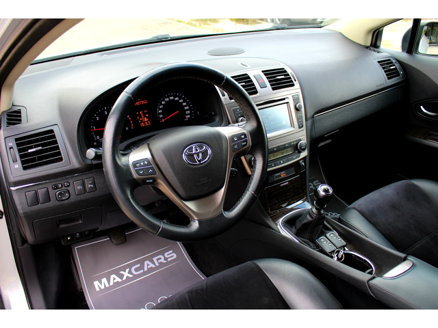 Toyota Avensis 2.2 D-4D D-Cat Executive/ЛИЗИНГ - автомобили, коли, обяви за нови и употребявани 9