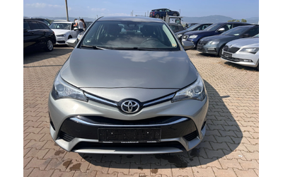 toyota-avensis - 2