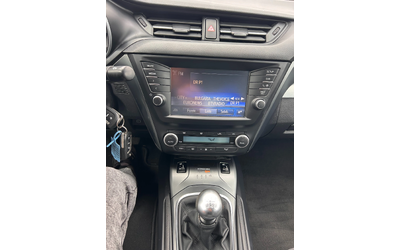 Toyota Avensis 1.6D-4D NAVI/KAMERA EURO 6 - автомобили, коли, обяви за нови и употребявани 11