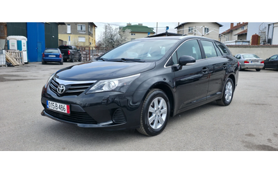 toyota-avensis - 2