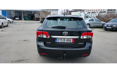 toyota-avensis - 4