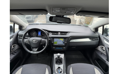 Toyota Avensis 1.8I* СЕРВИЗНА КНИЖКА* ПЪЛНА  ИСТОРИЯ В ТОЙОТА - автомобили, коли, обяви за нови и употребявани 9