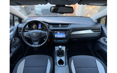 Toyota Avensis 1.8I* СЕРВИЗНА КНИЖКА* ПЪЛНА  ИСТОРИЯ В ТОЙОТА - автомобили, коли, обяви за нови и употребявани 9