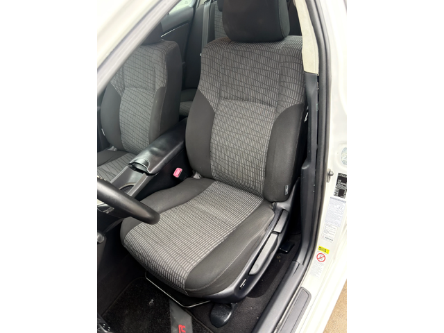 Toyota Avensis D4d - автомобили, коли, обяви за нови и употребявани 11