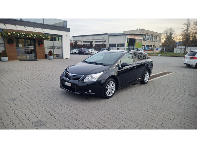 Toyota Avensis ЛИЗИНГ АВТОМАТ - автомобили, коли, обяви за нови и употребявани 0