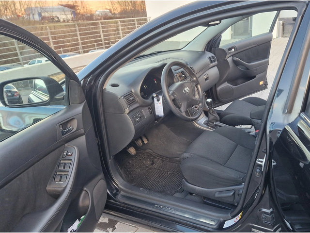 Toyota Avensis ЛИЗИНГ - автомобили, коли, обяви за нови и употребявани 8