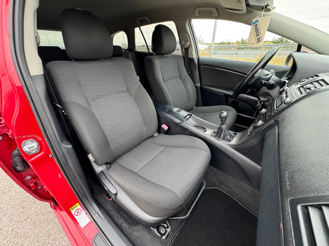 Toyota Avensis 1.8 VVT-i 147к.с / PODGREV / TEMPOMAT - автомобили, коли, обяви за нови и употребявани 12