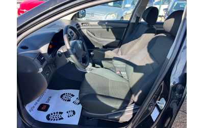Toyota Avensis 2.0 D4D - автомобили, коли, обяви за нови и употребявани 7