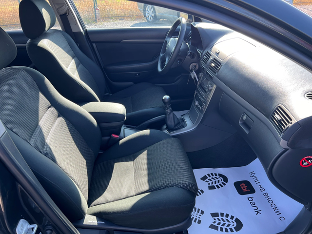 Toyota Avensis 2.0 D4D - автомобили, коли, обяви за нови и употребявани 9