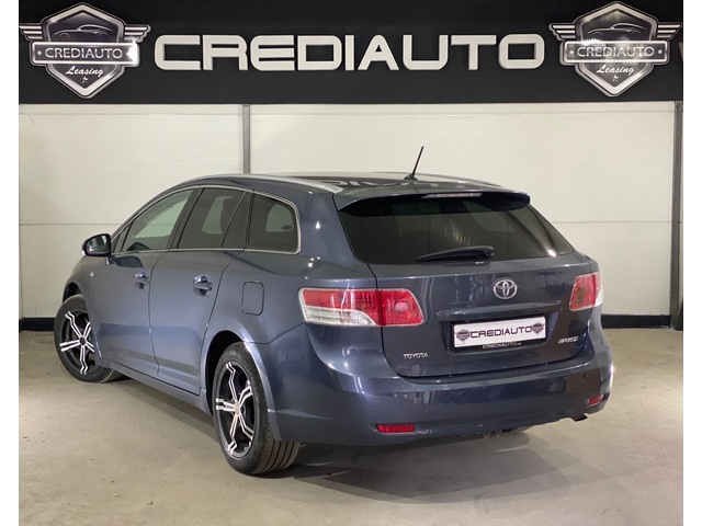 Toyota Avensis - автомобили, коли, обяви за нови и употребявани 3