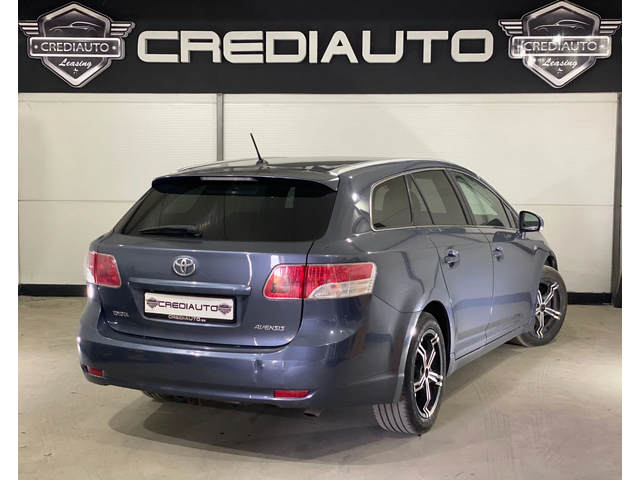 Toyota Avensis - автомобили, коли, обяви за нови и употребявани 5