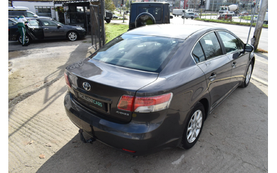 toyota-avensis - 3