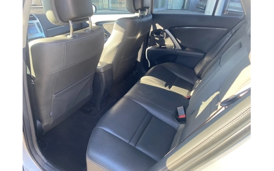 Toyota Avensis 2.0D - автомобили, коли, обяви за нови и употребявани 12