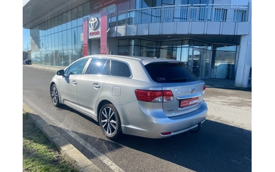 toyota-avensis - 5