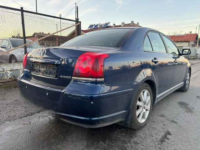 Toyota Avensis 1, 800 EURO4 - автомобили, коли, обяви за нови и употребявани 4