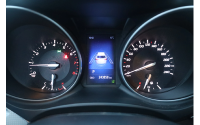 Toyota Avensis Avensis - автомобили, коли, обяви за нови и употребявани 14