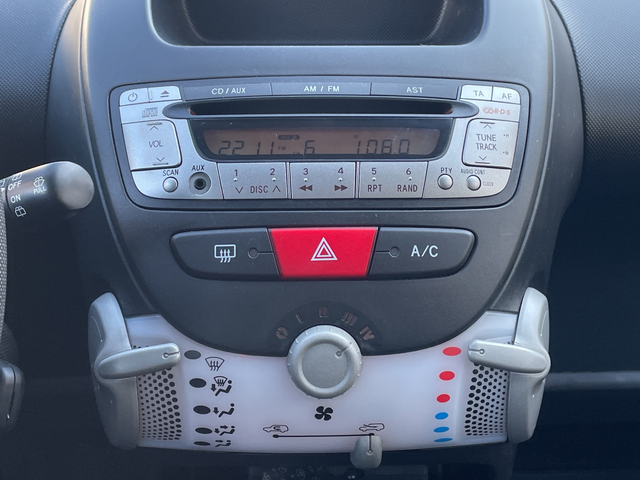 Toyota AYGO 1.0 petrol - автомобили, коли, обяви за нови и употребявани 10