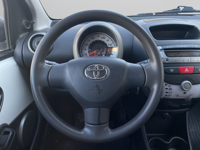 Toyota AYGO 1.0 petrol - автомобили, коли, обяви за нови и употребявани 13