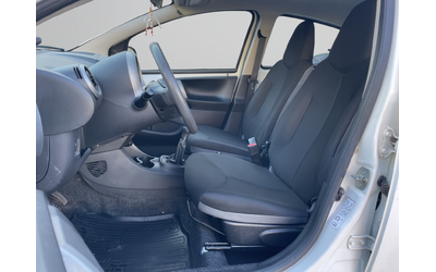 Toyota AYGO 1.0 petrol - автомобили, коли, обяви за нови и употребявани 8