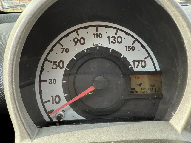 Toyota Aygo 1, 000 EURO4 - автомобили, коли, обяви за нови и употребявани 11