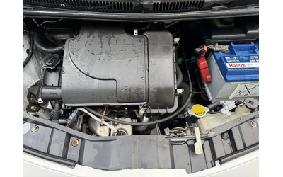 Toyota Aygo 1, 000 EURO4 - автомобили, коли, обяви за нови и употребявани 12