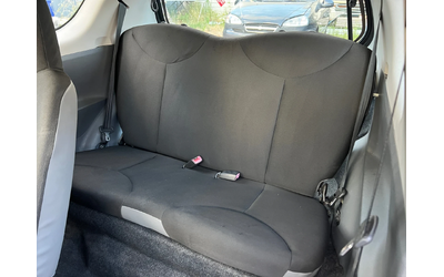 Toyota Aygo 1.0i- 68к.с. Нов внос от Италия - автомобили, коли, обяви за нови и употребявани 11