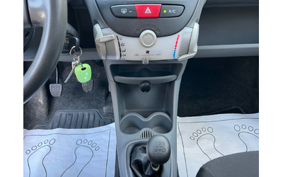 Toyota Aygo 1.0i- 68к.с. Нов внос от Италия - автомобили, коли, обяви за нови и употребявани 14