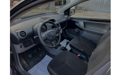 Toyota Aygo 1.0i- 68к.с. Нов внос от Италия - автомобили, коли, обяви за нови и употребявани 9