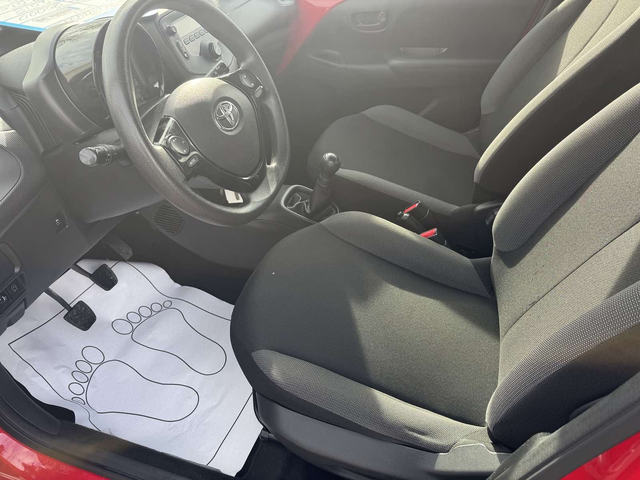 Toyota Aygo, 2018 г., 95500 км, 68 к.с. - автомобили, коли, обяви за нови и употребявани 6