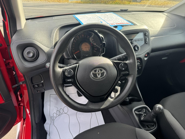 Toyota Aygo, 2018 г., 95500 км, 68 к.с. - автомобили, коли, обяви за нови и употребявани 8