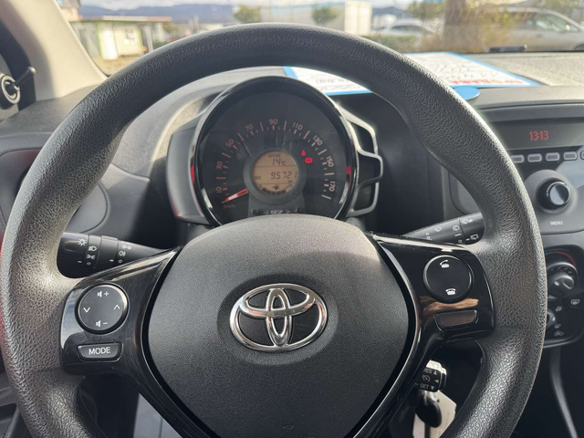 Toyota Aygo, 2018 г., 95500 км, 68 к.с. - автомобили, коли, обяви за нови и употребявани 9