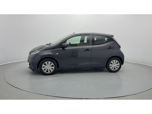 Toyota Aygo - автомобили, коли, обяви за нови и употребявани 32