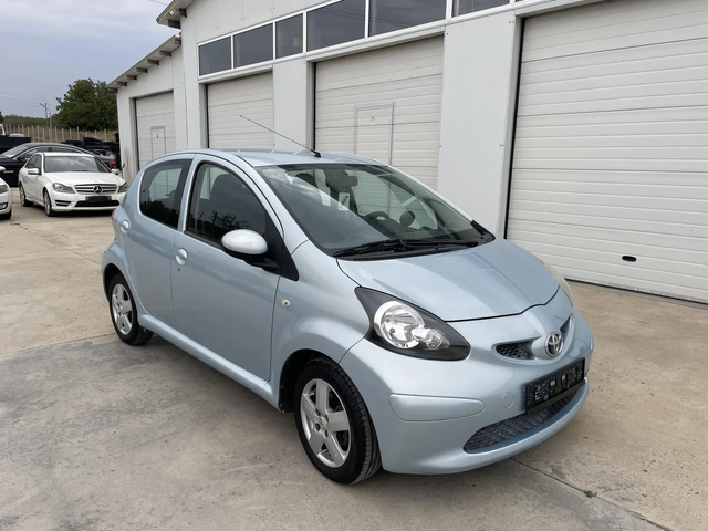 Toyota Aygo 1.0i* 140000km* Нова* UNIKAT* - автомобили, коли, обяви за нови и употребявани 10