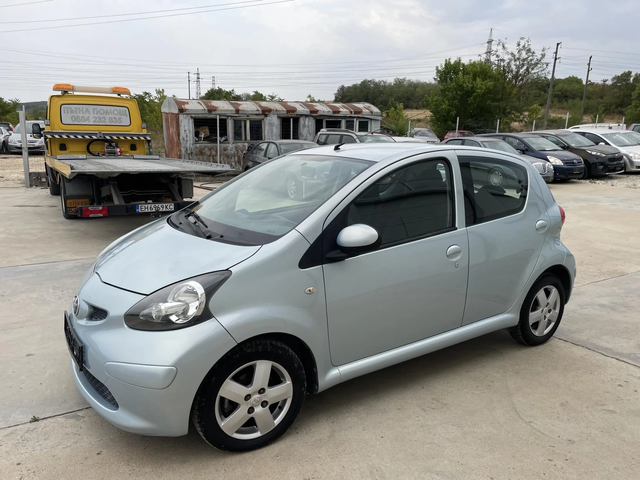 Toyota Aygo 1.0i* 140000km* Нова* UNIKAT* - автомобили, коли, обяви за нови и употребявани 2