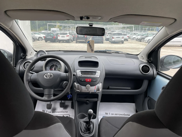 Toyota Aygo 1.0i* 140000km* Нова* UNIKAT* - автомобили, коли, обяви за нови и употребявани 8