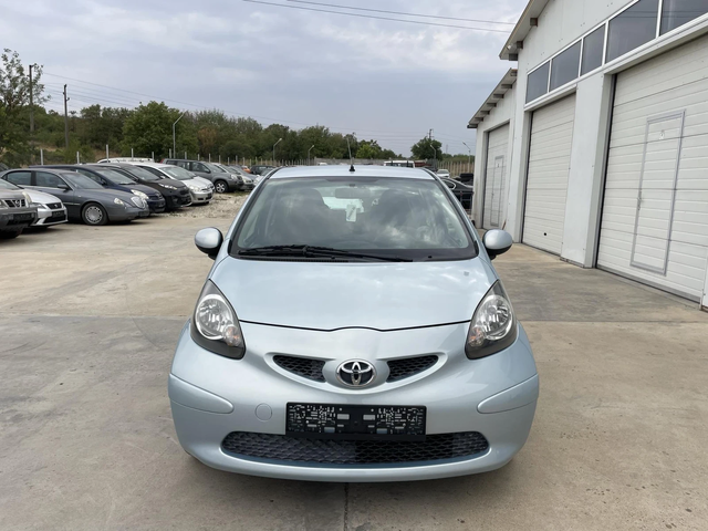 Toyota Aygo 1.0i* 140000km* Нова* UNIKAT* - автомобили, коли, обяви за нови и употребявани 9