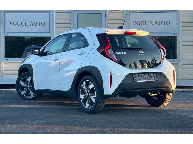 Toyota Aygo X* 1.5HEV* ФАБРИЧНО НОВ - автомобили, коли, обяви за нови и употребявани 3