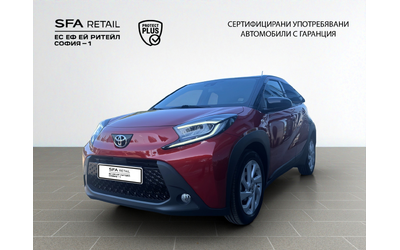 toyota-aygo-x-1-0-vvt-i-black-white-cvt - 1