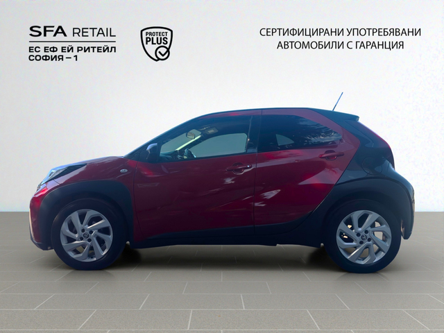 Toyota AYGO X 1.0 VVT-i, Black & White CVT - автомобили, коли, обяви за нови и употребявани 8