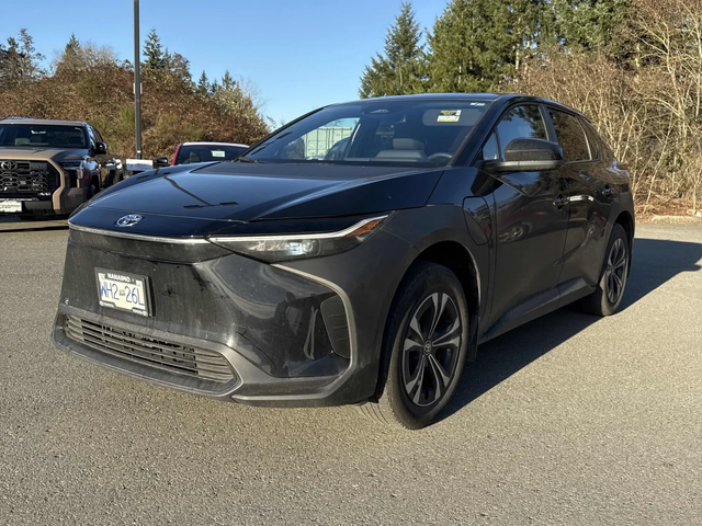 Toyota bZ4X XLE FWD - автомобили, коли, обяви за нови и употребявани 0