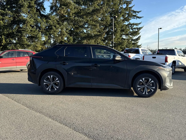 Toyota bZ4X XLE FWD - автомобили, коли, обяви за нови и употребявани 2