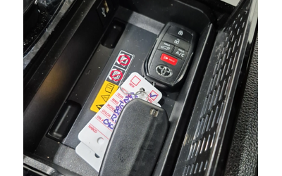 Toyota bZ4X XLE AWD - автомобили, коли, обяви за нови и употребявани 13