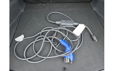 Toyota bZ4X L - автомобили, коли, обяви за нови и употребявани 14