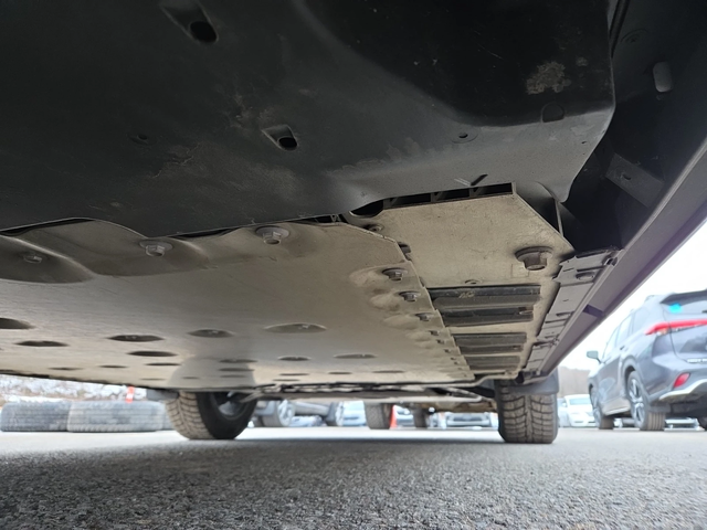 Toyota bZ4X L - автомобили, коли, обяви за нови и употребявани 15