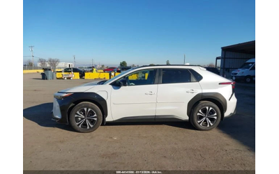 Toyota bZ4X * КОЖА* ПОДГРЕВ* ПАНОРАМА* LED* - автомобили, коли, обяви за нови и употребявани 10