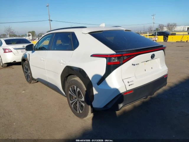 Toyota bZ4X * КОЖА* ПОДГРЕВ* ПАНОРАМА* LED* - автомобили, коли, обяви за нови и употребявани 1