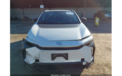 Toyota bZ4X * КОЖА* ПОДГРЕВ* ПАНОРАМА* LED* - автомобили, коли, обяви за нови и употребявани 8