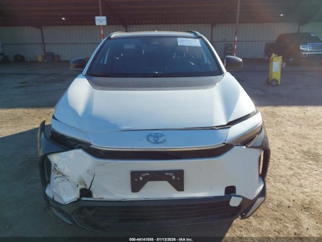 Toyota bZ4X * КОЖА* ПОДГРЕВ* ПАНОРАМА* LED* - автомобили, коли, обяви за нови и употребявани 8