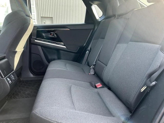 Toyota bZ4X Подгрев* НАВИ* Кейлес* Park Assist* Line Assist* П - автомобили, коли, обяви за нови и употребявани 13