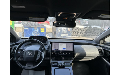 Toyota bZ4X Подгрев* НАВИ* Кейлес* Park Assist* Line Assist* П - автомобили, коли, обяви за нови и употребявани 8